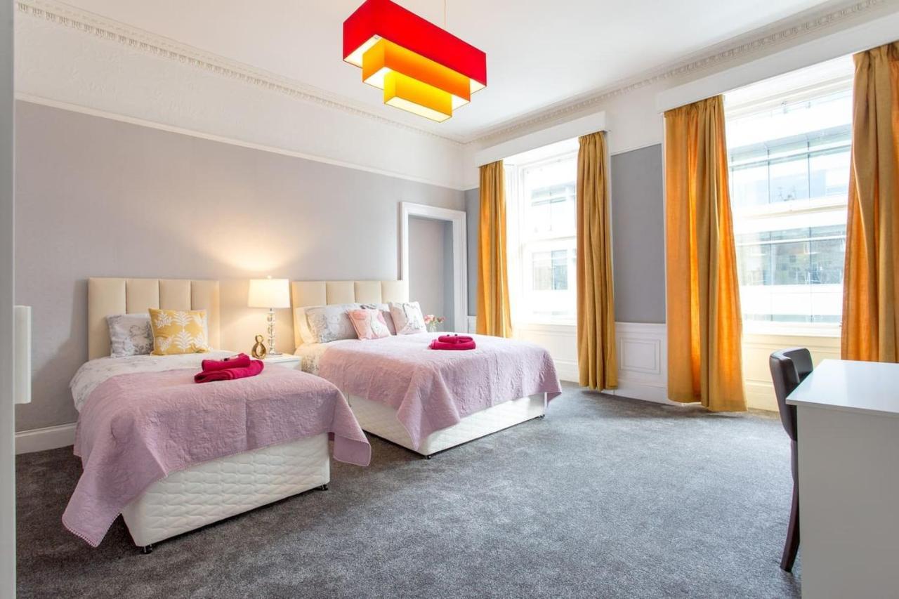 Stunning 2-Bed Apartment In Central Edimburgo Exterior foto