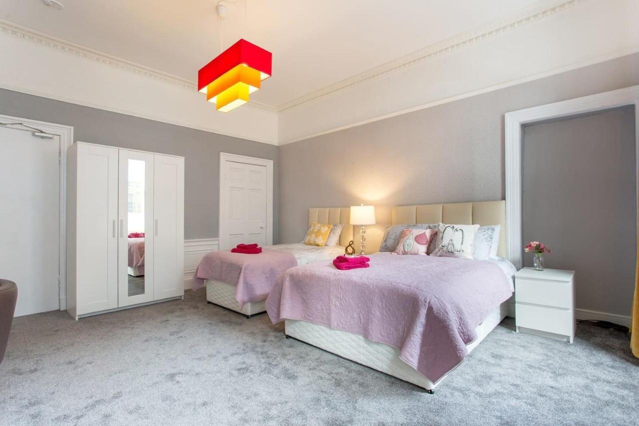 Stunning 2-Bed Apartment In Central Edimburgo Exterior foto