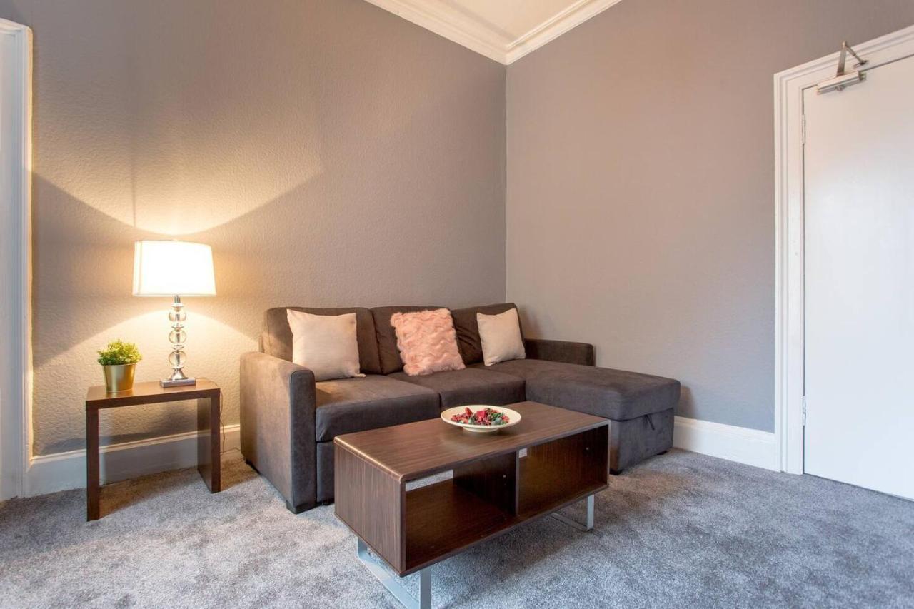 Stunning 2-Bed Apartment In Central Edimburgo Exterior foto